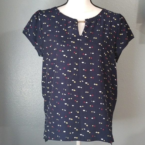 Flutter sleeve Polka Dot Blouse - Picture 6 of 7
